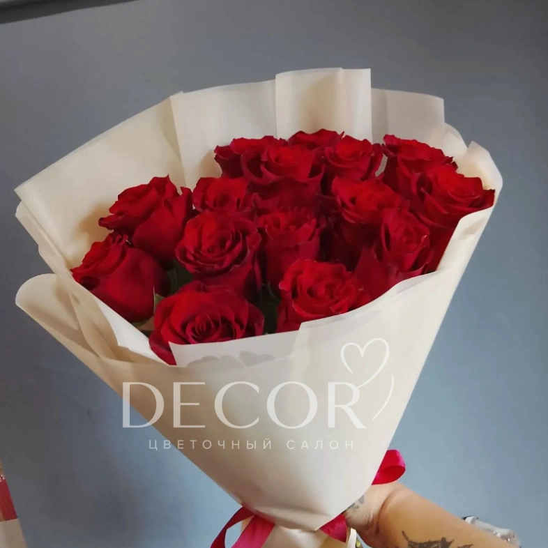 Букет из красных роз 60см (15 шт)